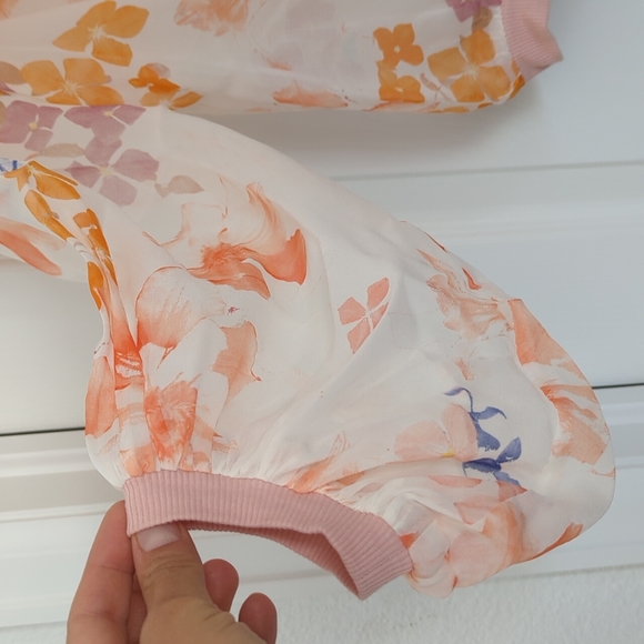 7FAMK silk off the shoulder crop top *BNWOT! - Picture 3 of 7